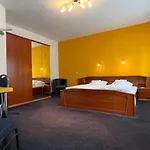 Kaufhold - Haus Der Handweberei Bed & Breakfast 3*