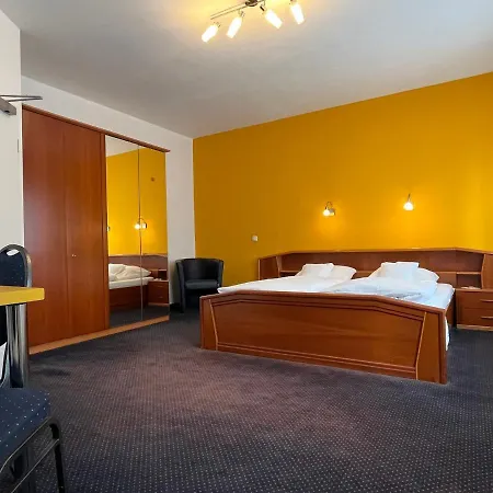 Kaufhold - Haus Der Handweberei Nocleg ze śniadaniem 3*